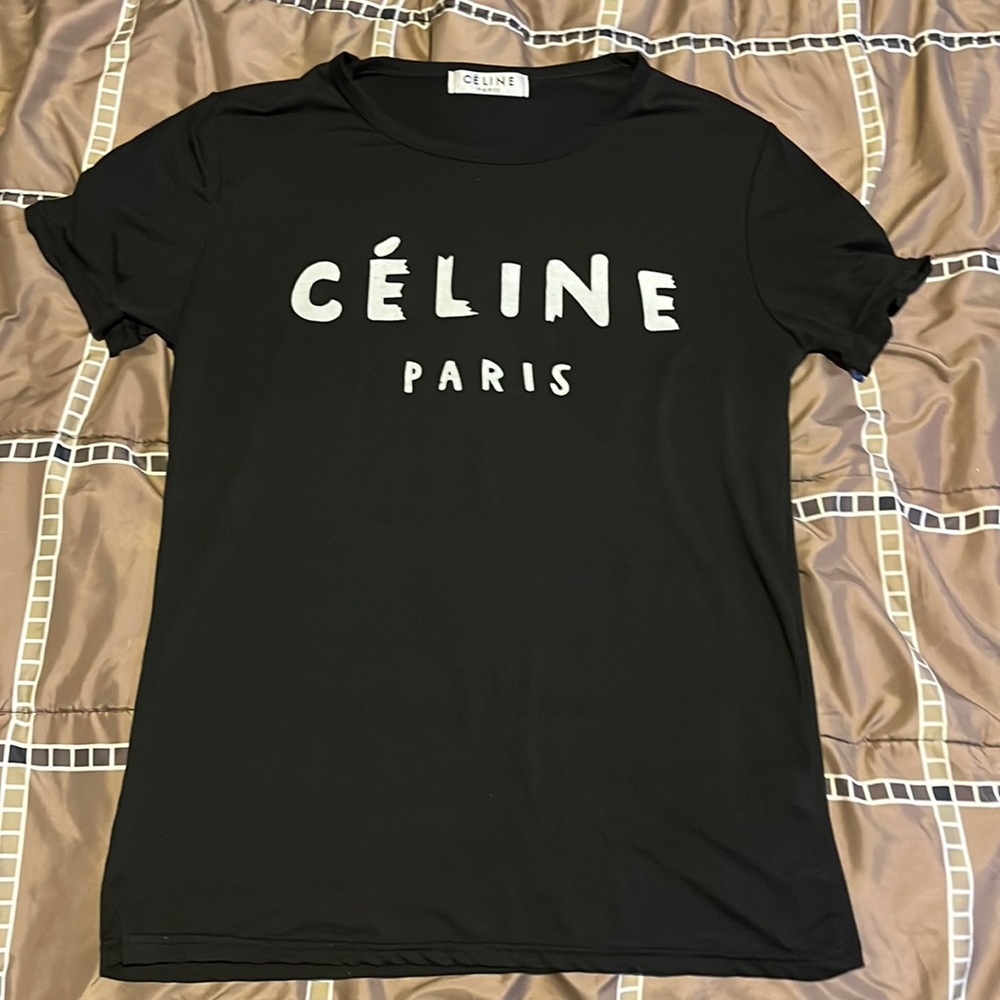 Authentic Cèline Paris women’s tee size med/large. Make an offer.